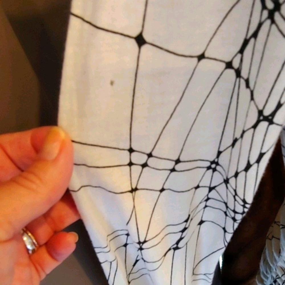 Language Long Sleeve T , Ruching down sides - Picture 3 of 7